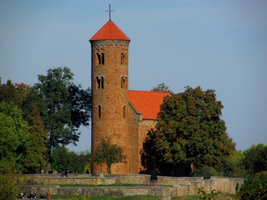 Zamek w Inowłodzu